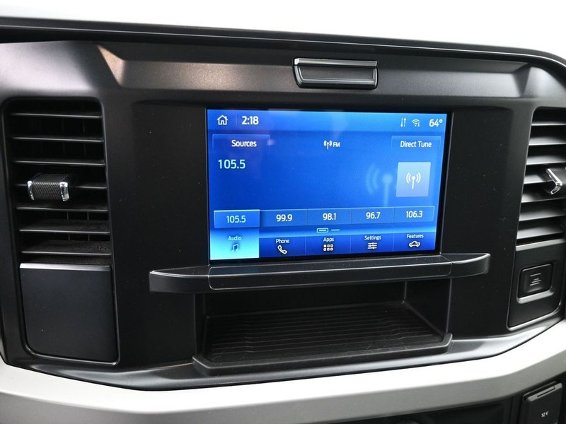 Ford Super Duty F-250 SRW Vehicle Full-screen Gallery Image 12