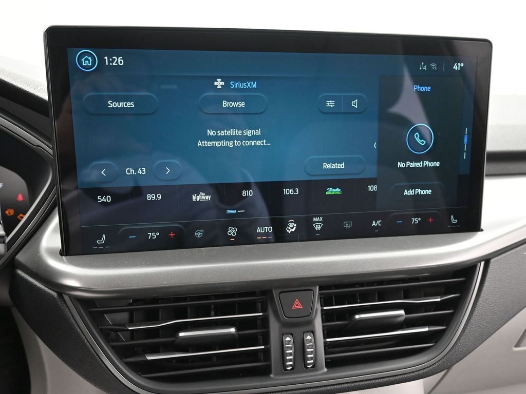 Ford Escape Vehicle Full-screen Gallery Image 11