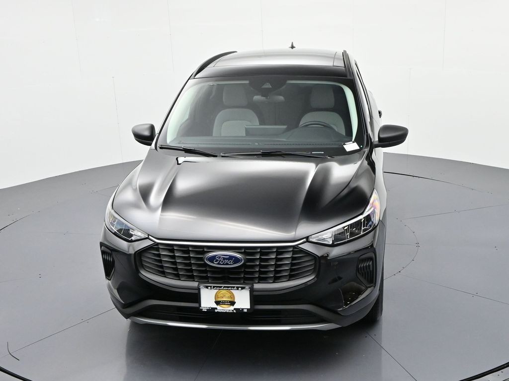 Ford Escape Vehicle Full-screen Gallery Image 19