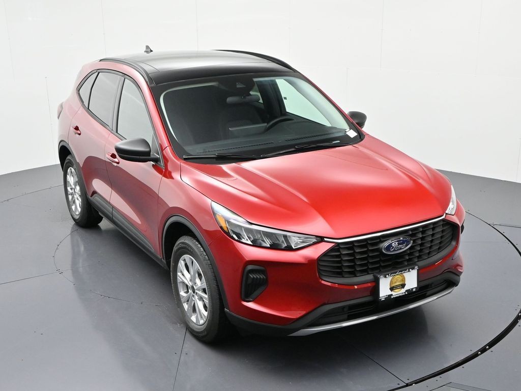 Ford Escape Vehicle Full-screen Gallery Image 19