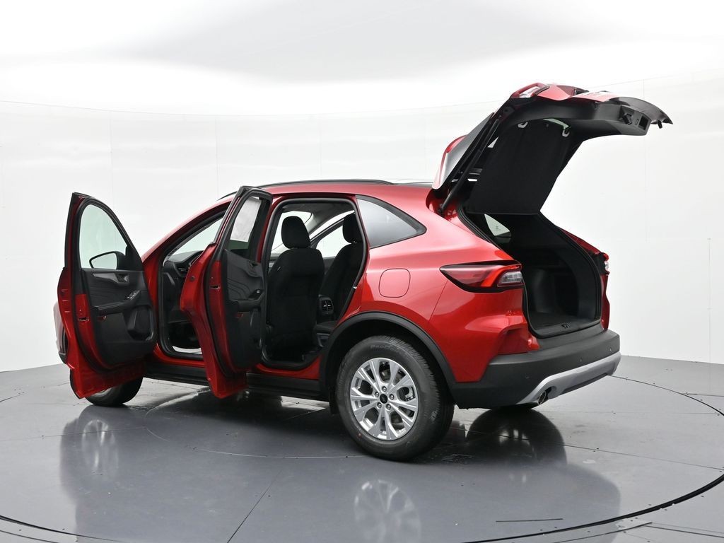 Ford Escape Vehicle Full-screen Gallery Image 28