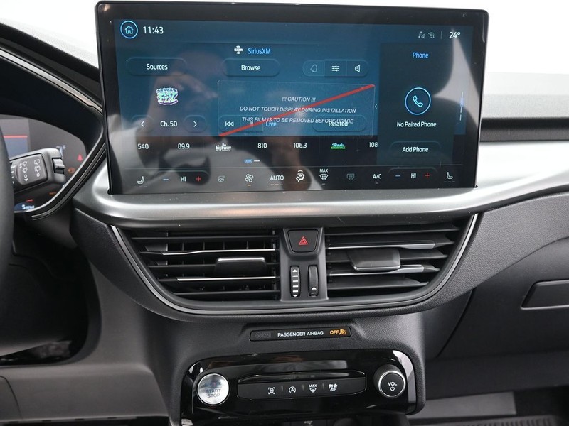 Ford Escape Vehicle Full-screen Gallery Image 13