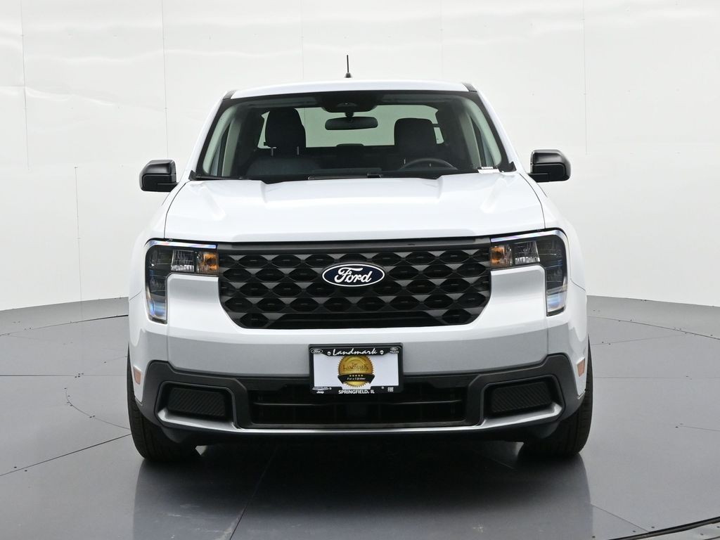 Ford Maverick Vehicle Full-screen Gallery Image 3