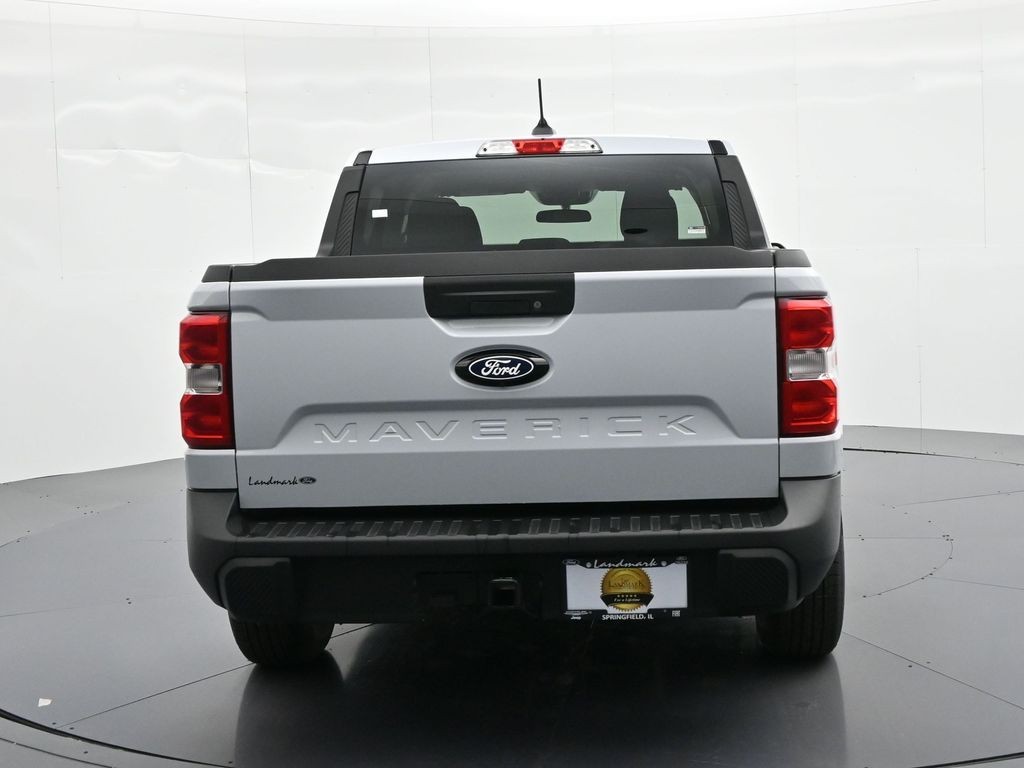 Ford Maverick Vehicle Full-screen Gallery Image 7