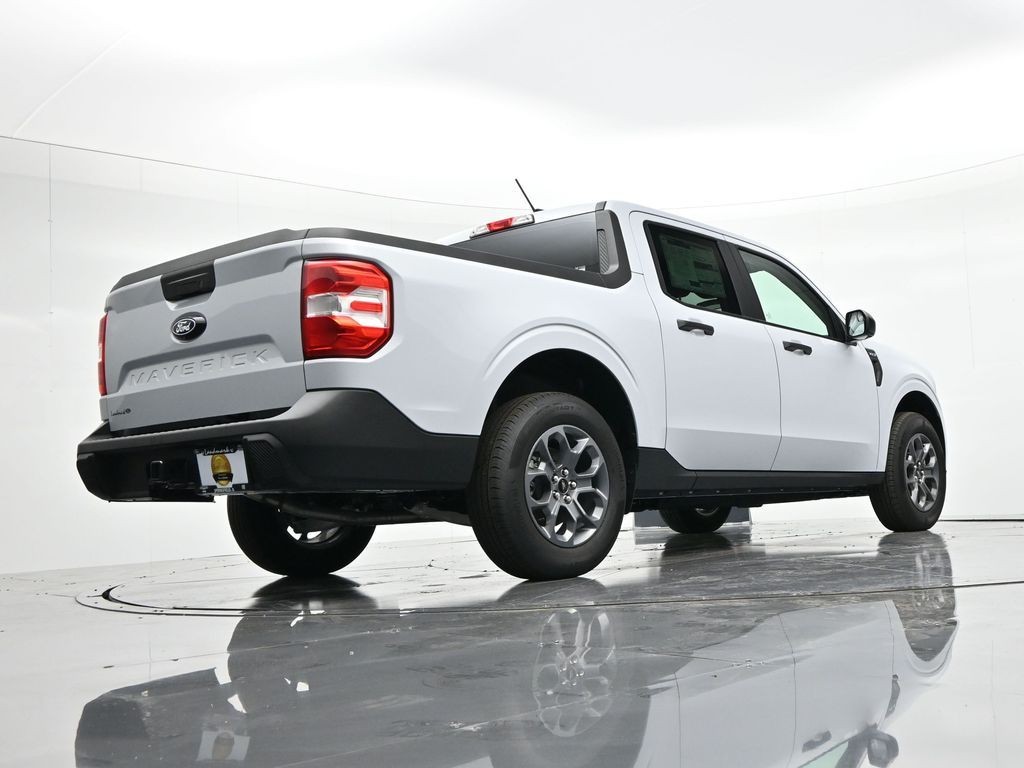 Ford Maverick Vehicle Full-screen Gallery Image 28
