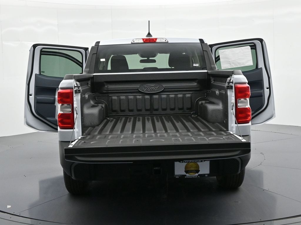 Ford Maverick Vehicle Full-screen Gallery Image 33