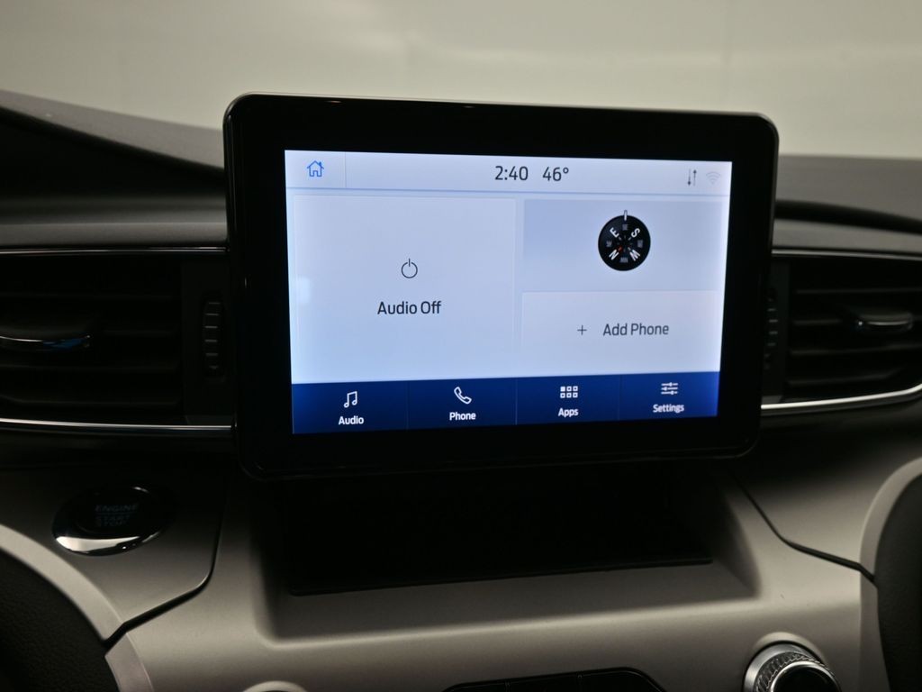 Ford Explorer Vehicle Full-screen Gallery Image 11