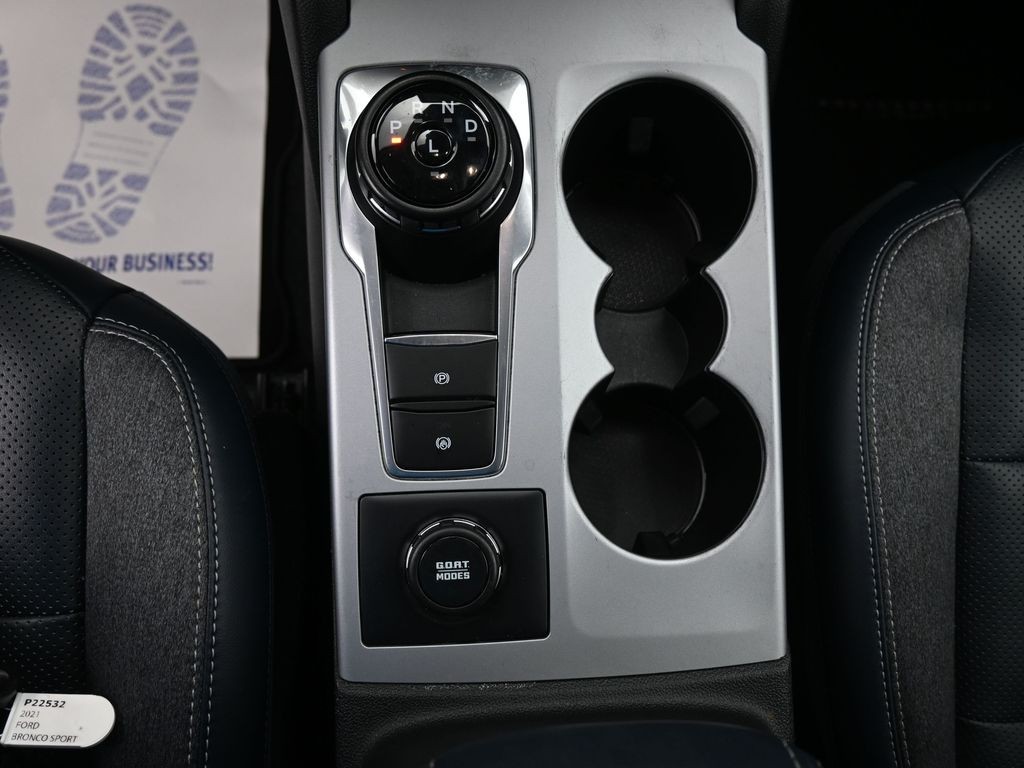 Ford Bronco Sport Vehicle Full-screen Gallery Image 14