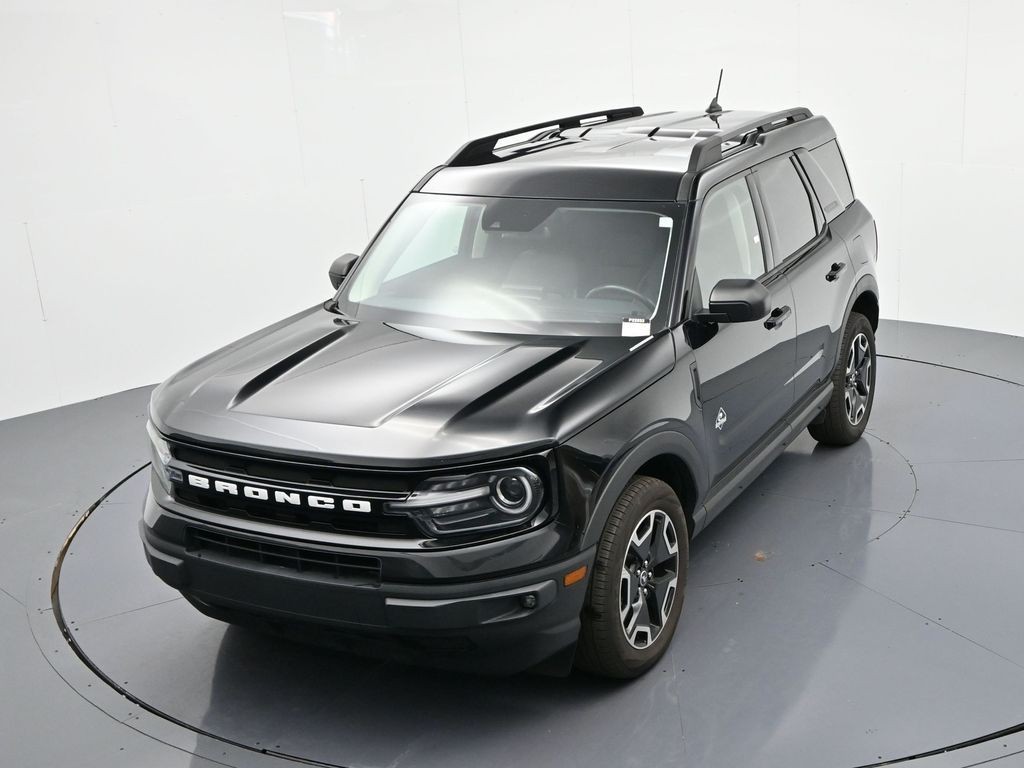 Ford Bronco Sport Vehicle Full-screen Gallery Image 19