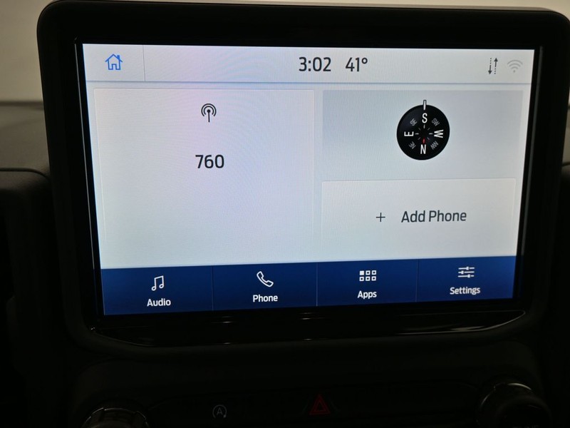 Ford Bronco Sport Vehicle Full-screen Gallery Image 11