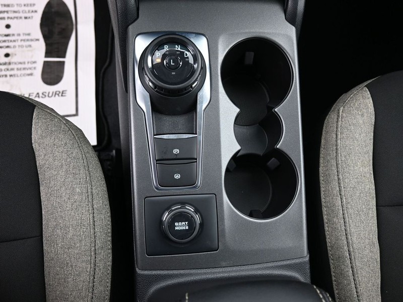 Ford Bronco Sport Vehicle Full-screen Gallery Image 13