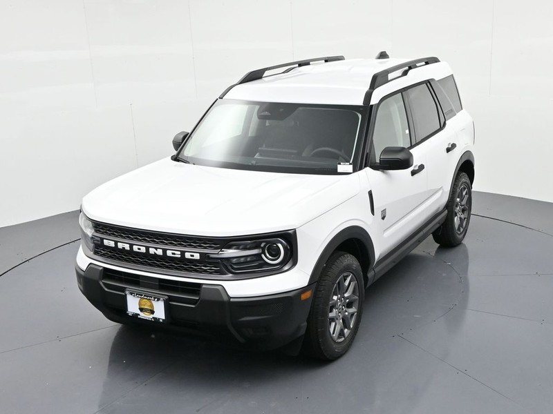 Ford Bronco Sport Vehicle Full-screen Gallery Image 19