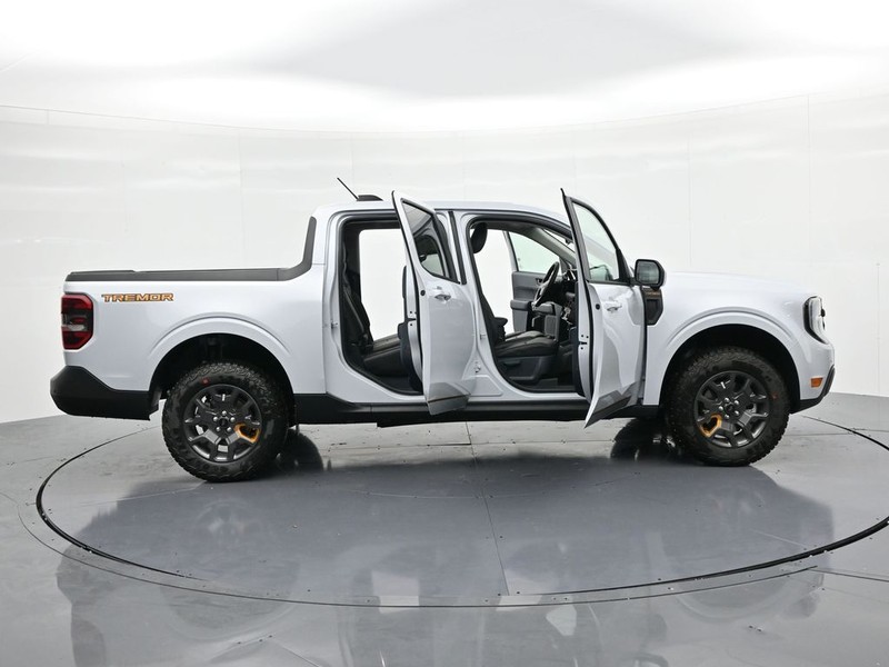 Ford Maverick Vehicle Full-screen Gallery Image 26