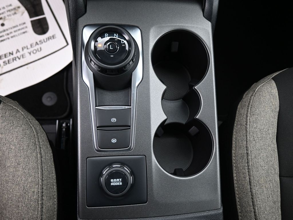 Ford Bronco Sport Vehicle Full-screen Gallery Image 14