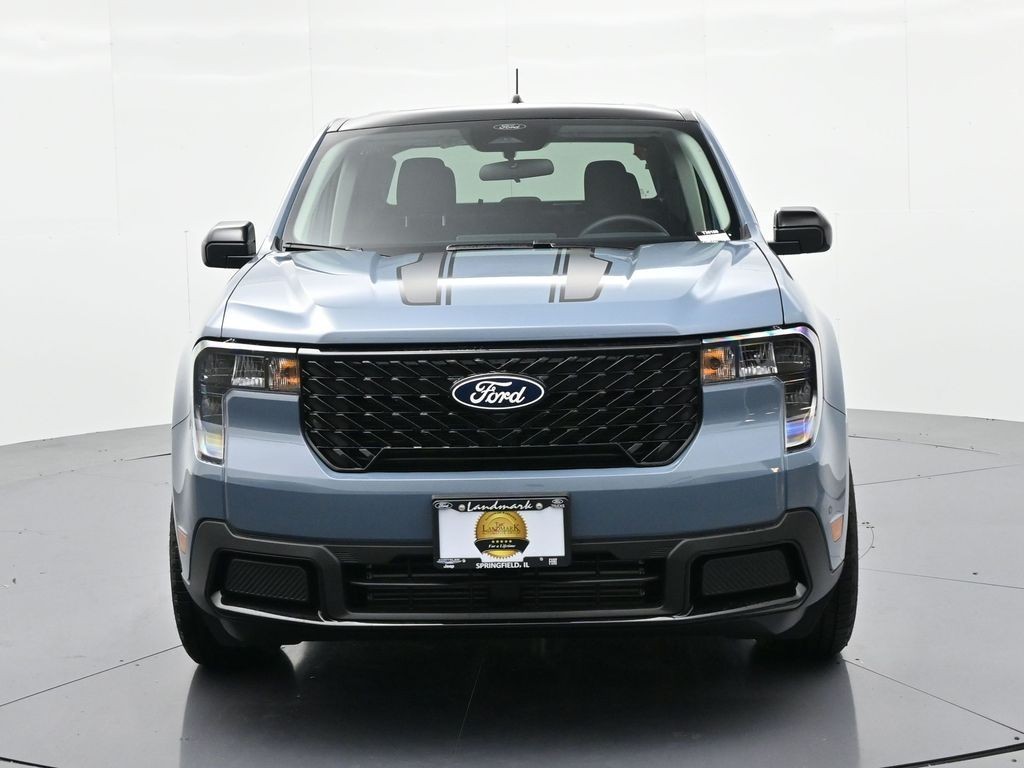 Ford Maverick Vehicle Full-screen Gallery Image 3