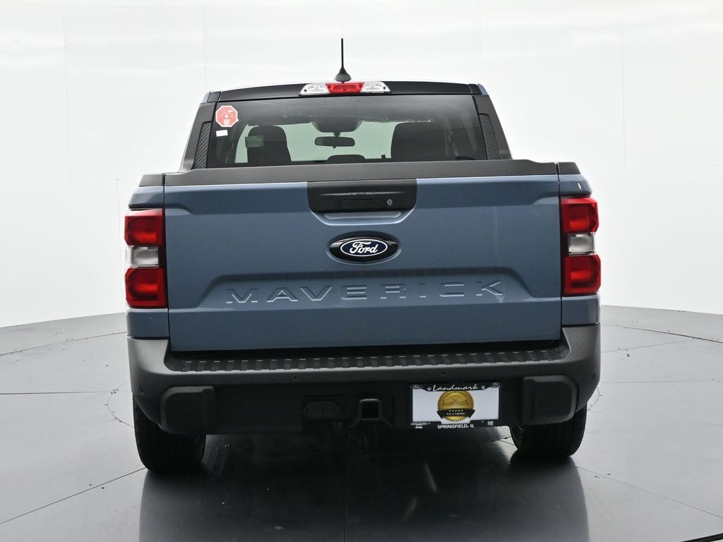 Ford Maverick Vehicle Full-screen Gallery Image 7