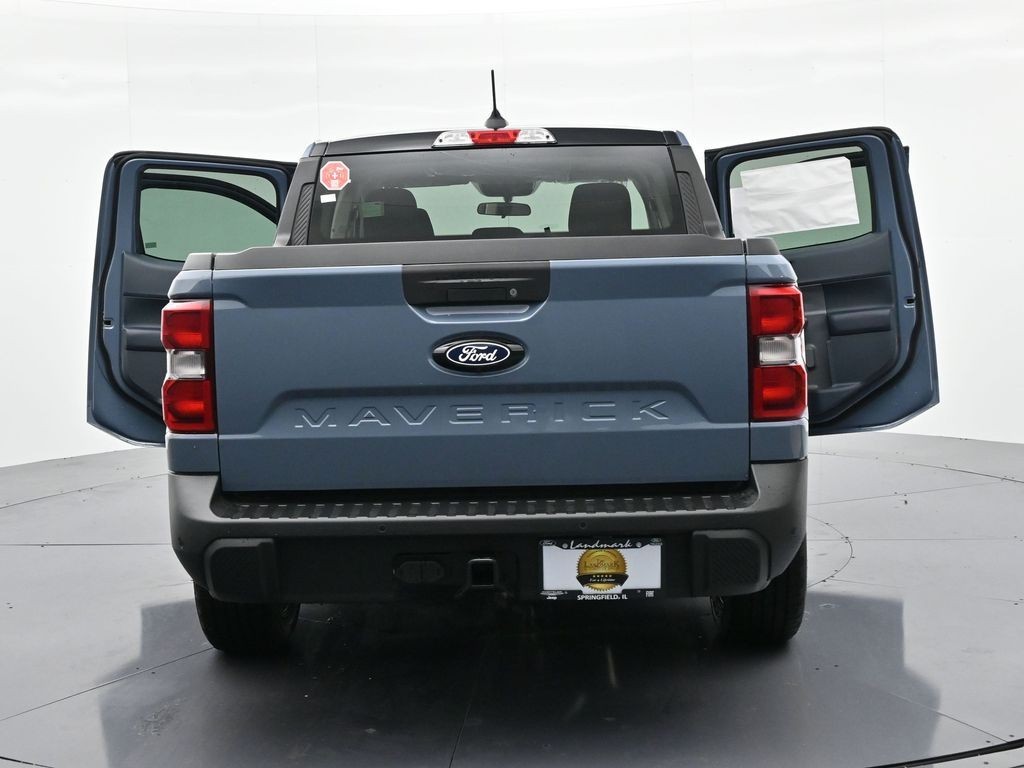 Ford Maverick Vehicle Full-screen Gallery Image 26