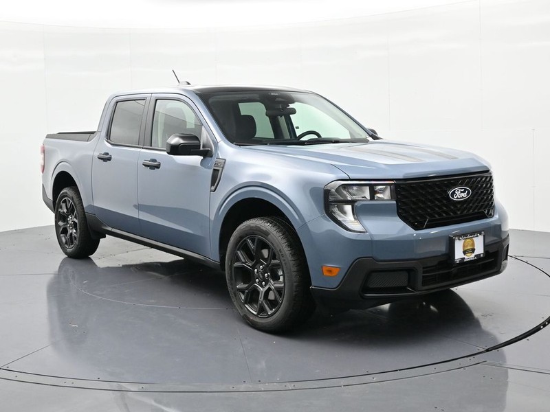 Ford Maverick Vehicle Full-screen Gallery Image 4