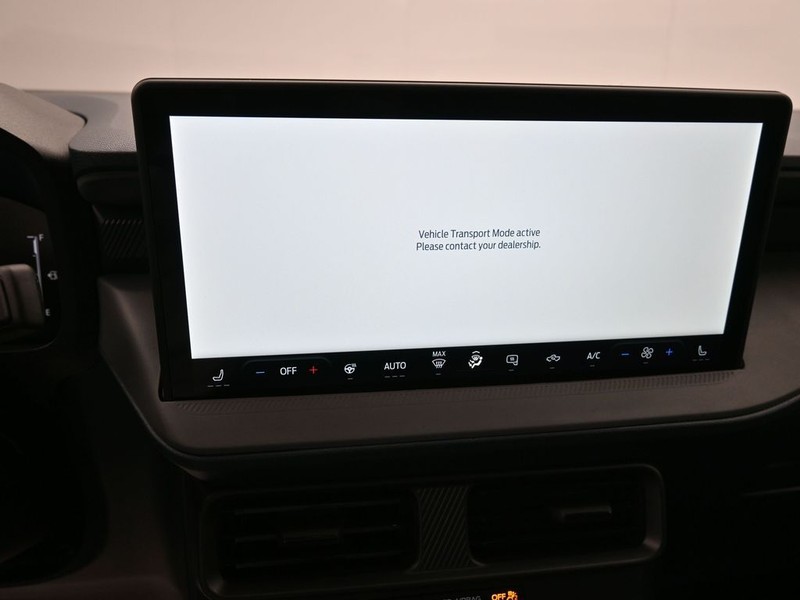 Ford Maverick Vehicle Full-screen Gallery Image 10