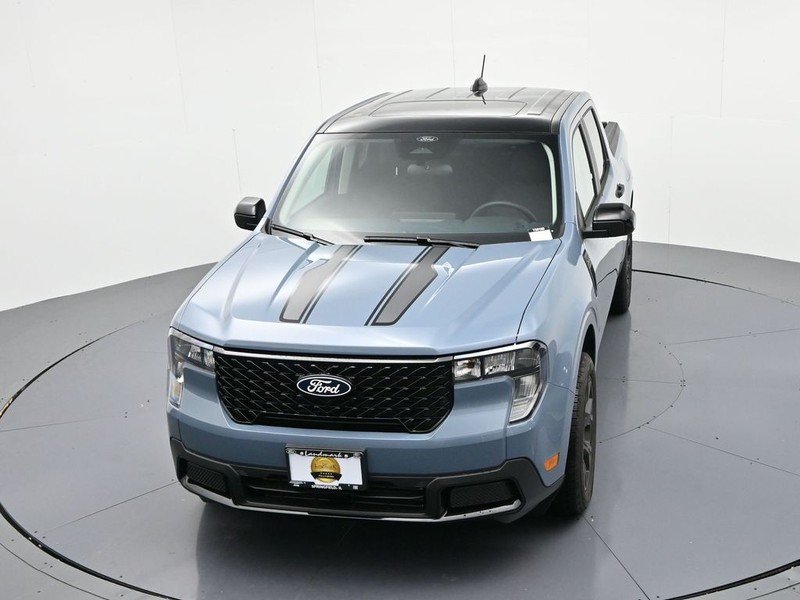 Ford Maverick Vehicle Full-screen Gallery Image 16