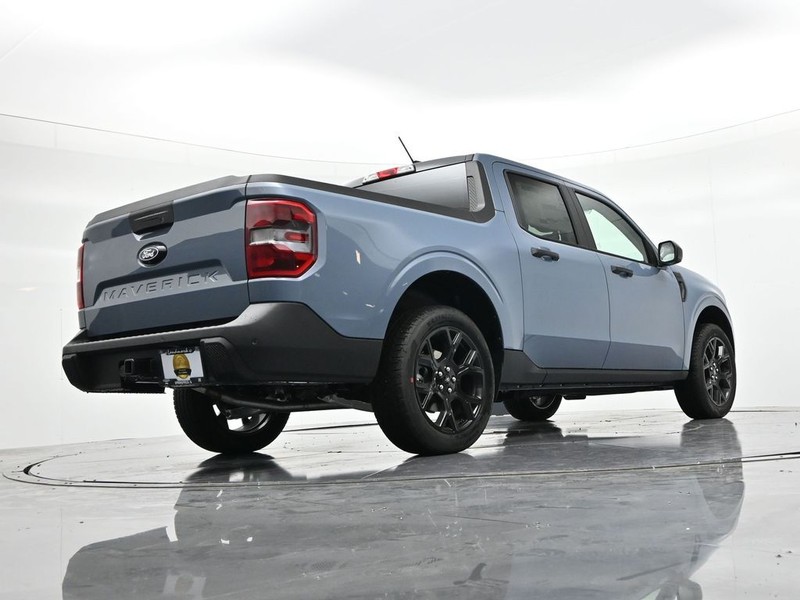 Ford Maverick Vehicle Full-screen Gallery Image 21