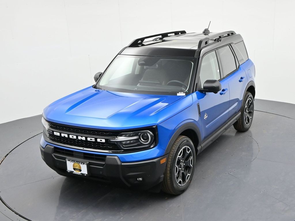 Ford Bronco Sport Vehicle Full-screen Gallery Image 21