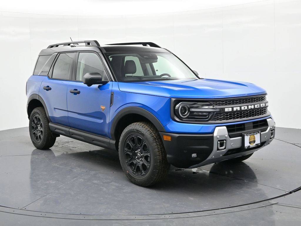 Ford Bronco Sport Vehicle Full-screen Gallery Image 4