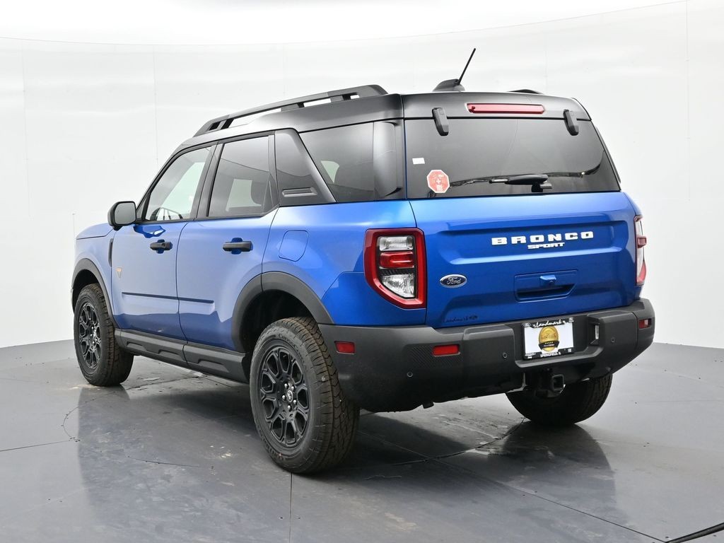 Ford Bronco Sport Vehicle Full-screen Gallery Image 8