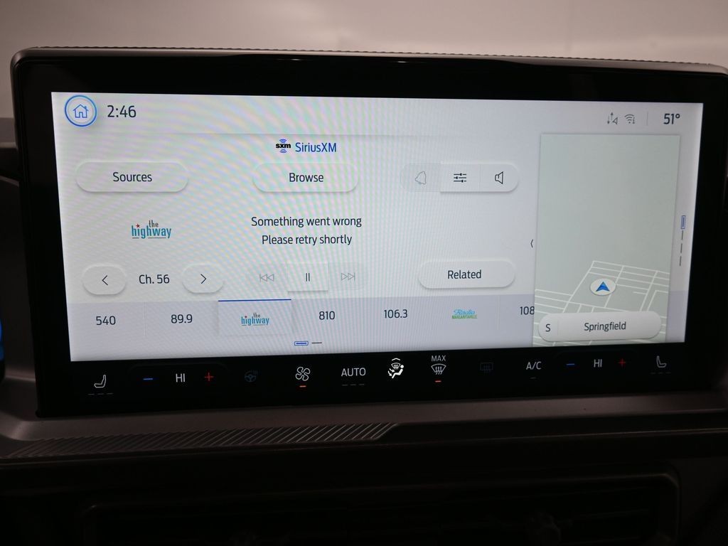 Ford Bronco Sport Vehicle Full-screen Gallery Image 12