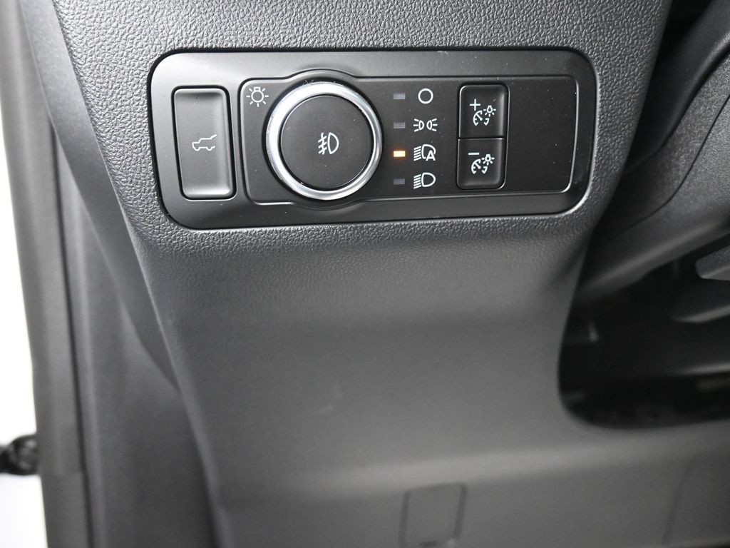 Ford Bronco Sport Vehicle Full-screen Gallery Image 12