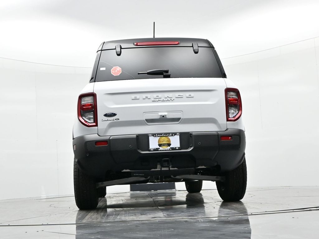 Ford Bronco Sport Vehicle Full-screen Gallery Image 25