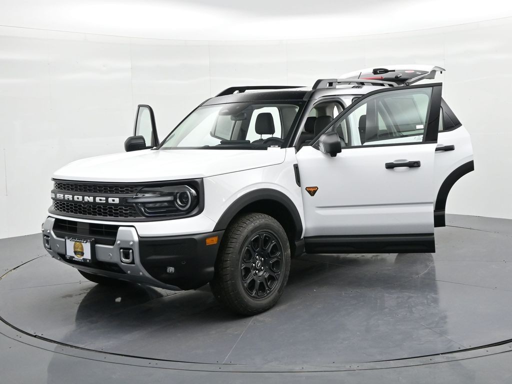 Ford Bronco Sport Vehicle Full-screen Gallery Image 30