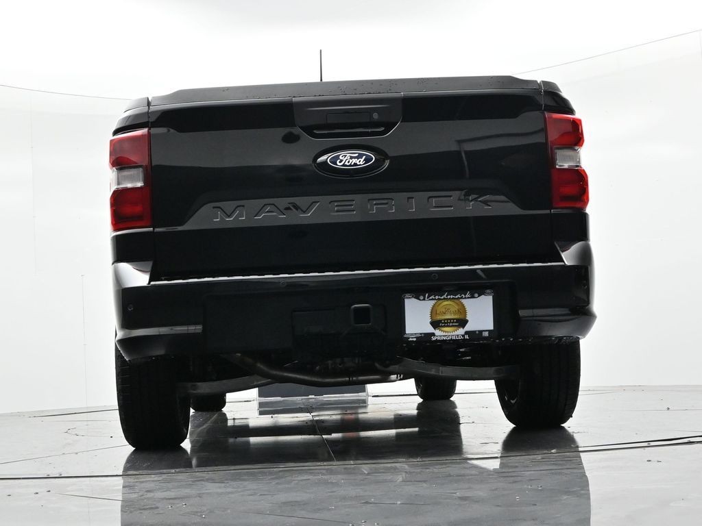 Ford Maverick Vehicle Full-screen Gallery Image 23