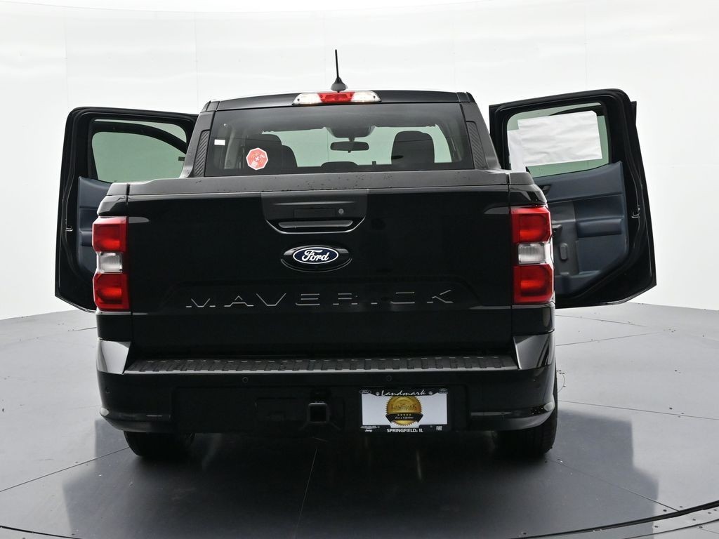 Ford Maverick Vehicle Full-screen Gallery Image 29