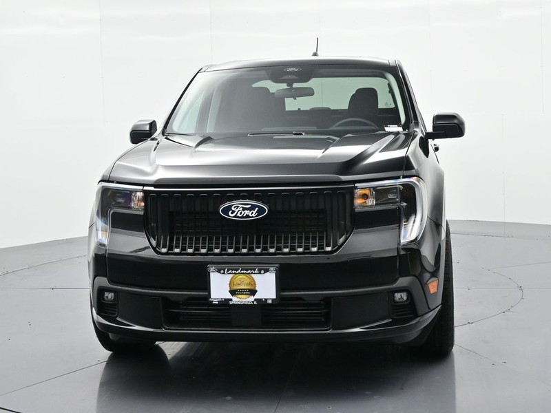 Ford Maverick Vehicle Full-screen Gallery Image 3