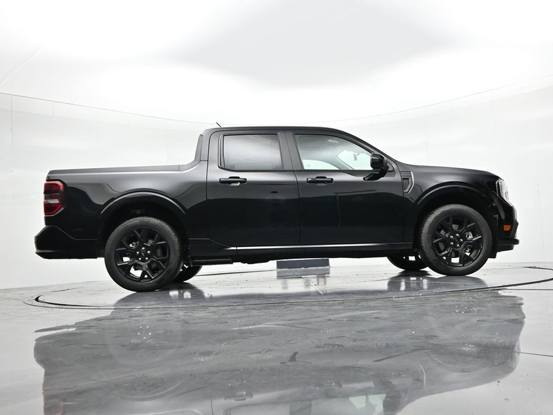 Ford Maverick Vehicle Full-screen Gallery Image 25