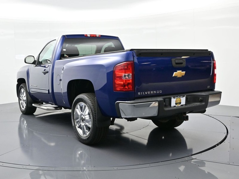 Chevrolet Silverado 1500 Vehicle Full-screen Gallery Image 8
