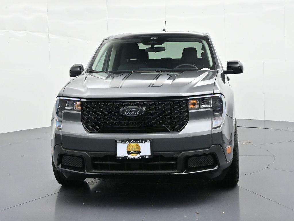 Ford Maverick Vehicle Full-screen Gallery Image 3