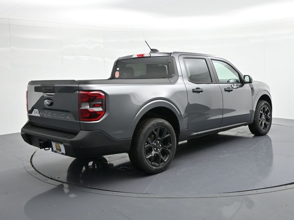 Ford Maverick Vehicle Full-screen Gallery Image 6