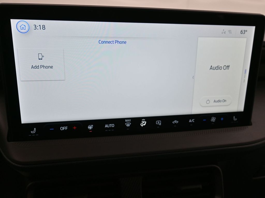 Ford Maverick Vehicle Full-screen Gallery Image 10