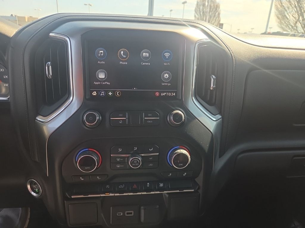 Chevrolet Silverado 1500 Vehicle Full-screen Gallery Image 14