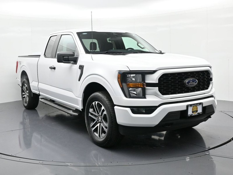 Ford F-150 Vehicle Full-screen Gallery Image 4