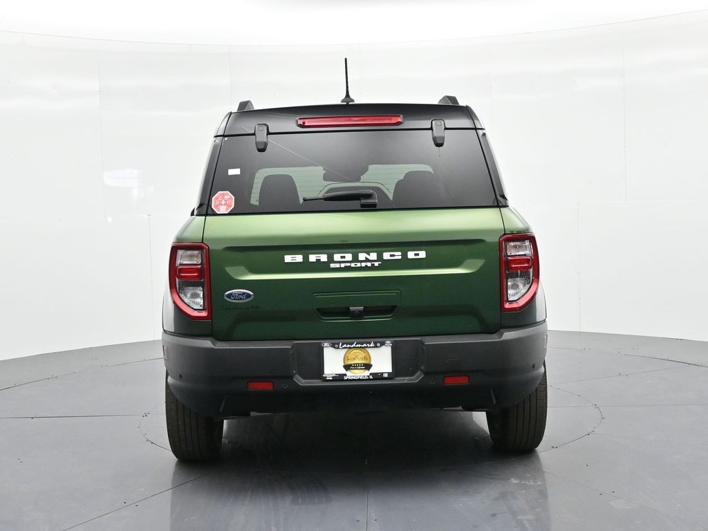 Ford Bronco Sport Vehicle Full-screen Gallery Image 07