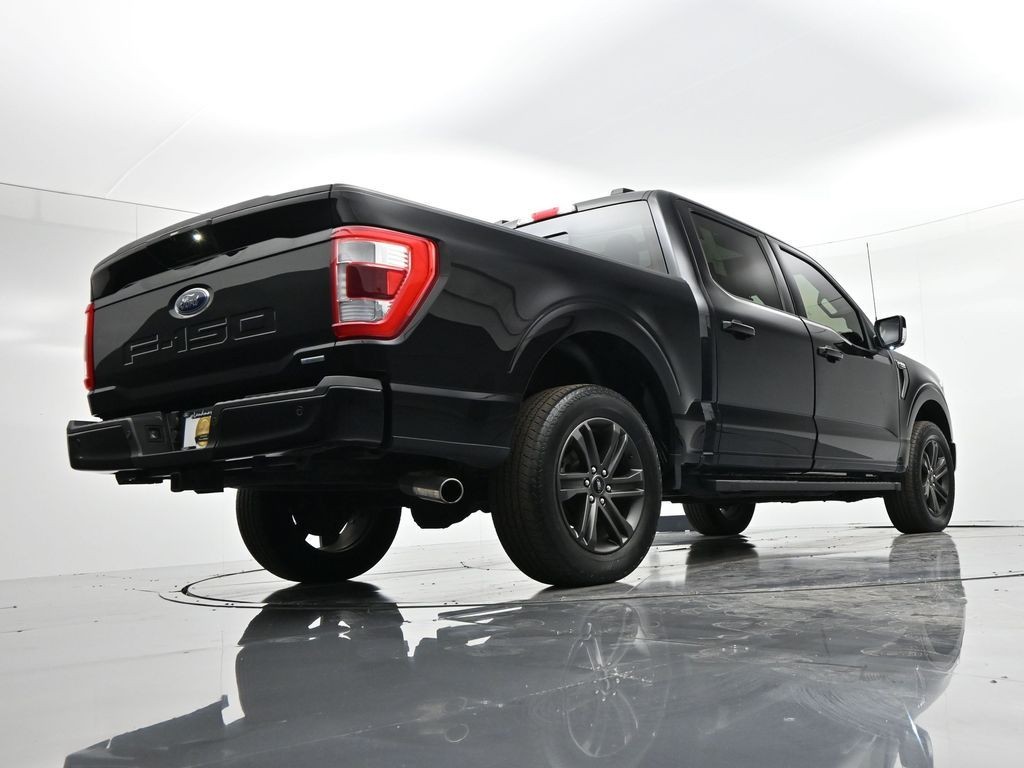 Ford F-150 Vehicle Full-screen Gallery Image 24