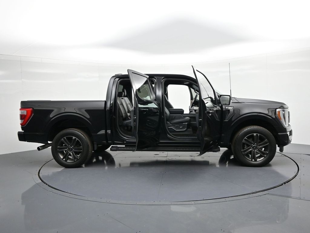 Ford F-150 Vehicle Full-screen Gallery Image 26