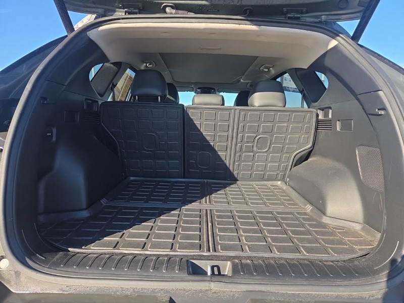 Hyundai Tucson Vehicle Full-screen Gallery Image 6