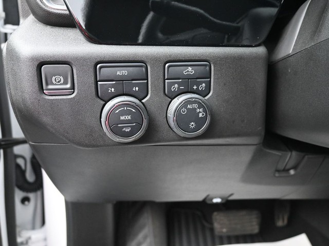2025 Chevrolet Silverado 1500 LT - Photo 12