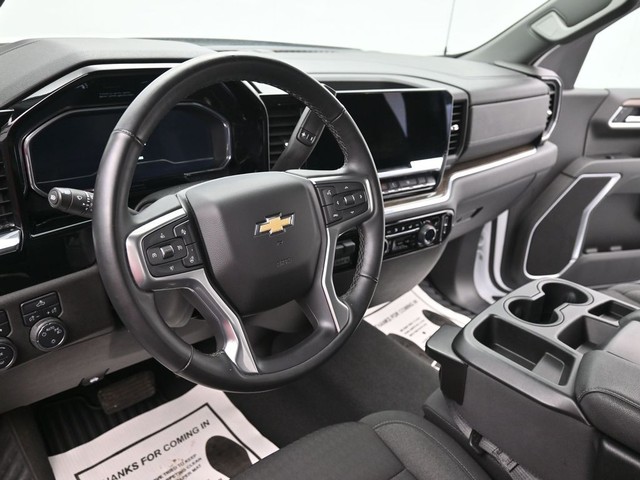 2025 Chevrolet Silverado 1500 LT - Photo 16