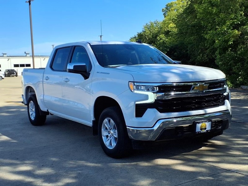 Chevrolet Silverado 1500 Vehicle Full-screen Gallery Image 6