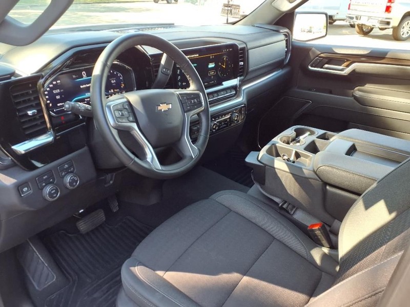 Chevrolet Silverado 1500 Vehicle Full-screen Gallery Image 20